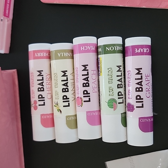 NWT STOCKING STUFFER BUNDLE SELLIING TOGETHER - Picture 6 of 14